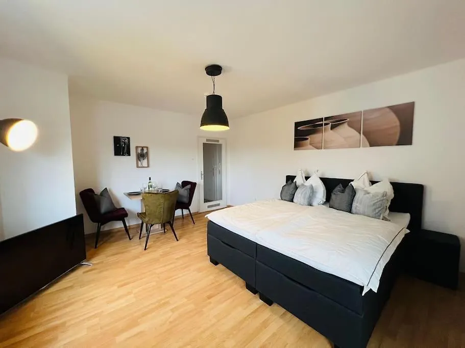 Wohnung Mit Blick Auf Den Lech! Augsburg Germany